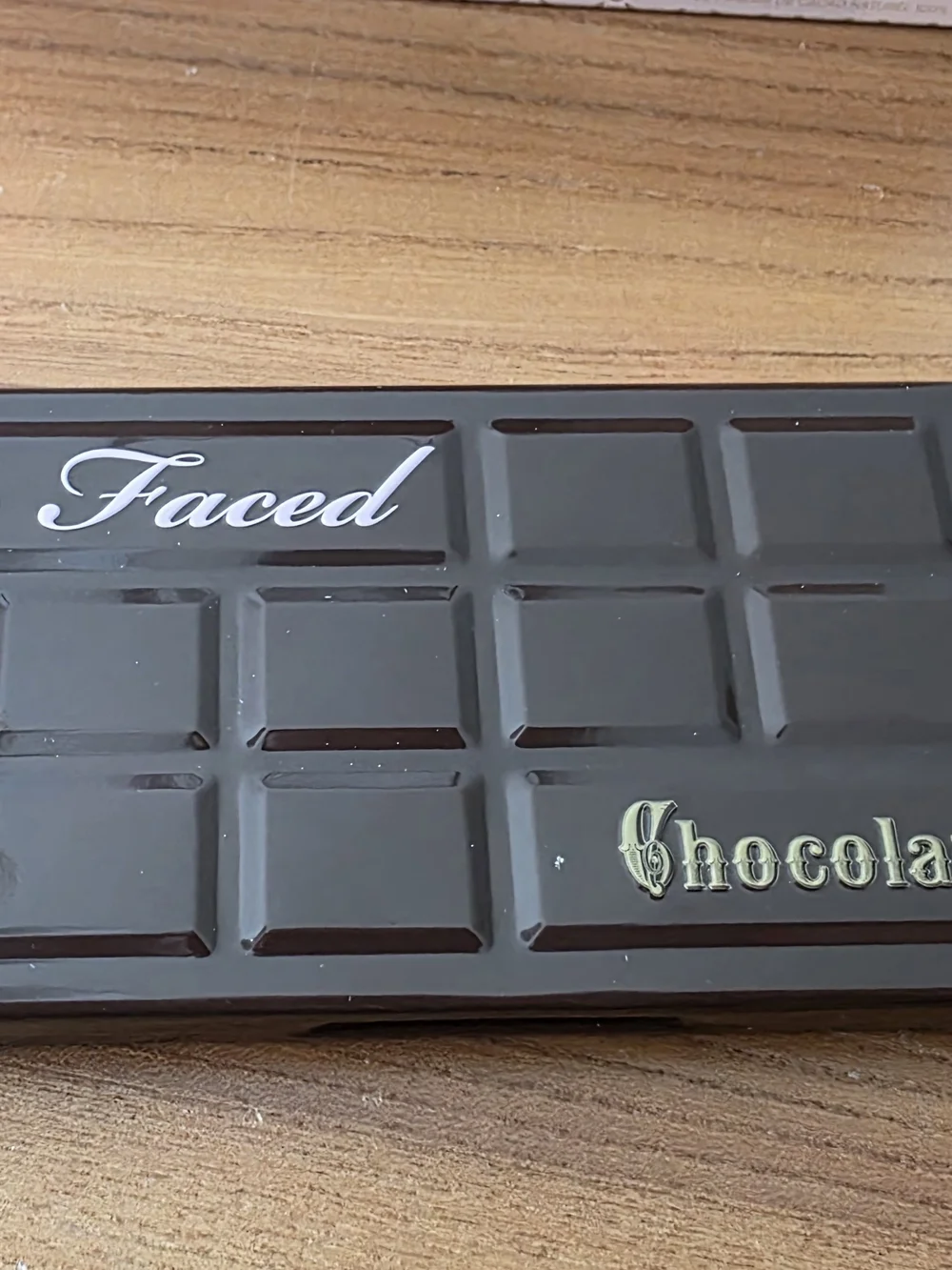 Too Faced Chocolate Bar Eyeshadow Palette - Pink Packaging